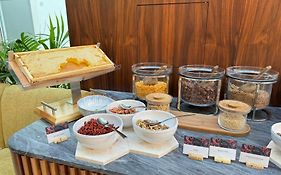 Duo Hotel Lisbon, Curio Collection By Hilton